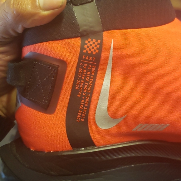 NWT NIKE ZOOM PEGASUS TURBO SHIELD WP BQ1896-600 - Picture 10 of 12